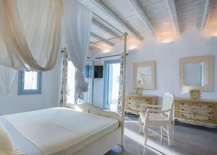 Luxury Paros De Luxe 4 Bedrooms Sea View & Sea Access Villa *